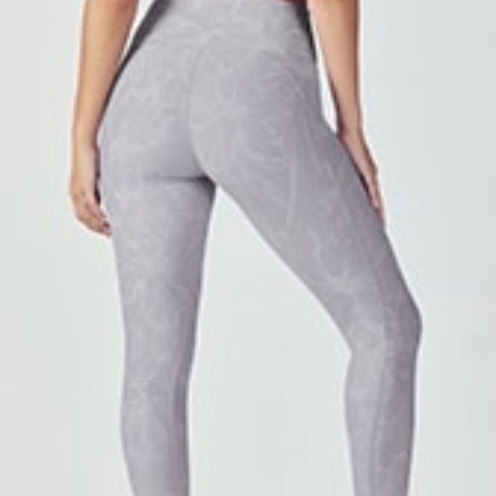 Fabletics High-Waisted Powerhold 7/8 M